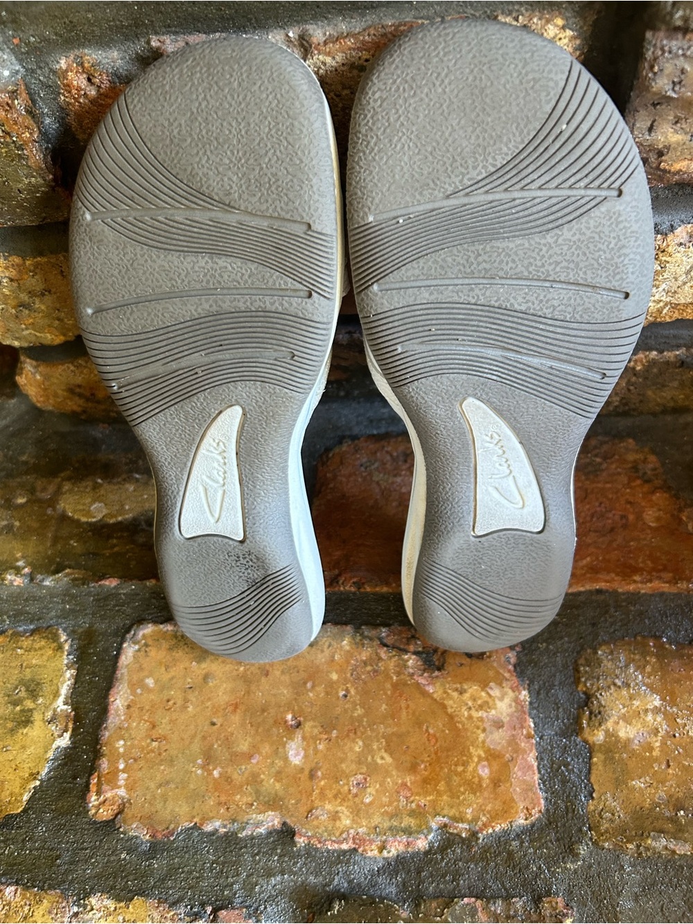 Clarks Sandals. - Picture 5 of 5